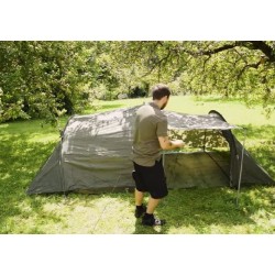 A tunnel tent with storage space. 1/2/3/4 person tent